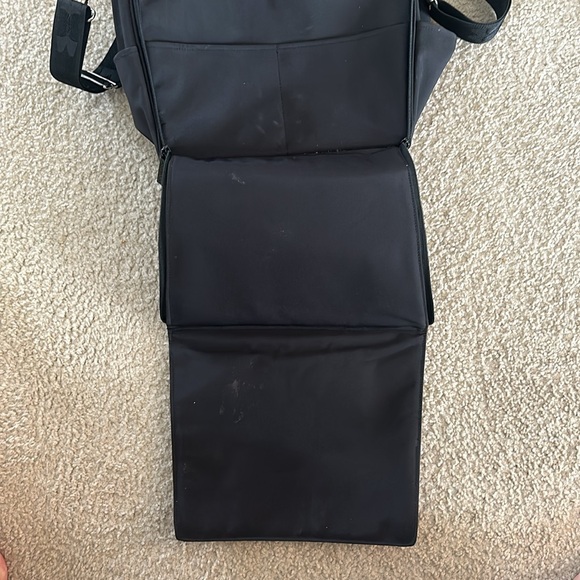 Baby Armour UA exclusive diaper bag - Picture 6 of 10